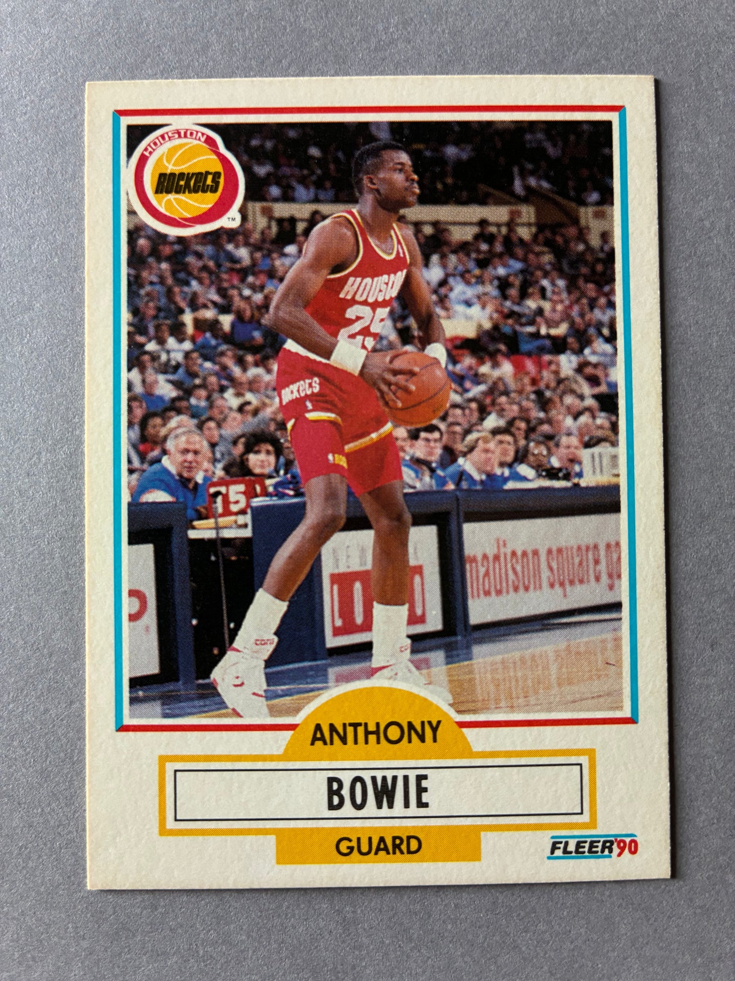 1990 FLEER - ANTHONY BOWIE #69 (HOUSTON ROCKETS)