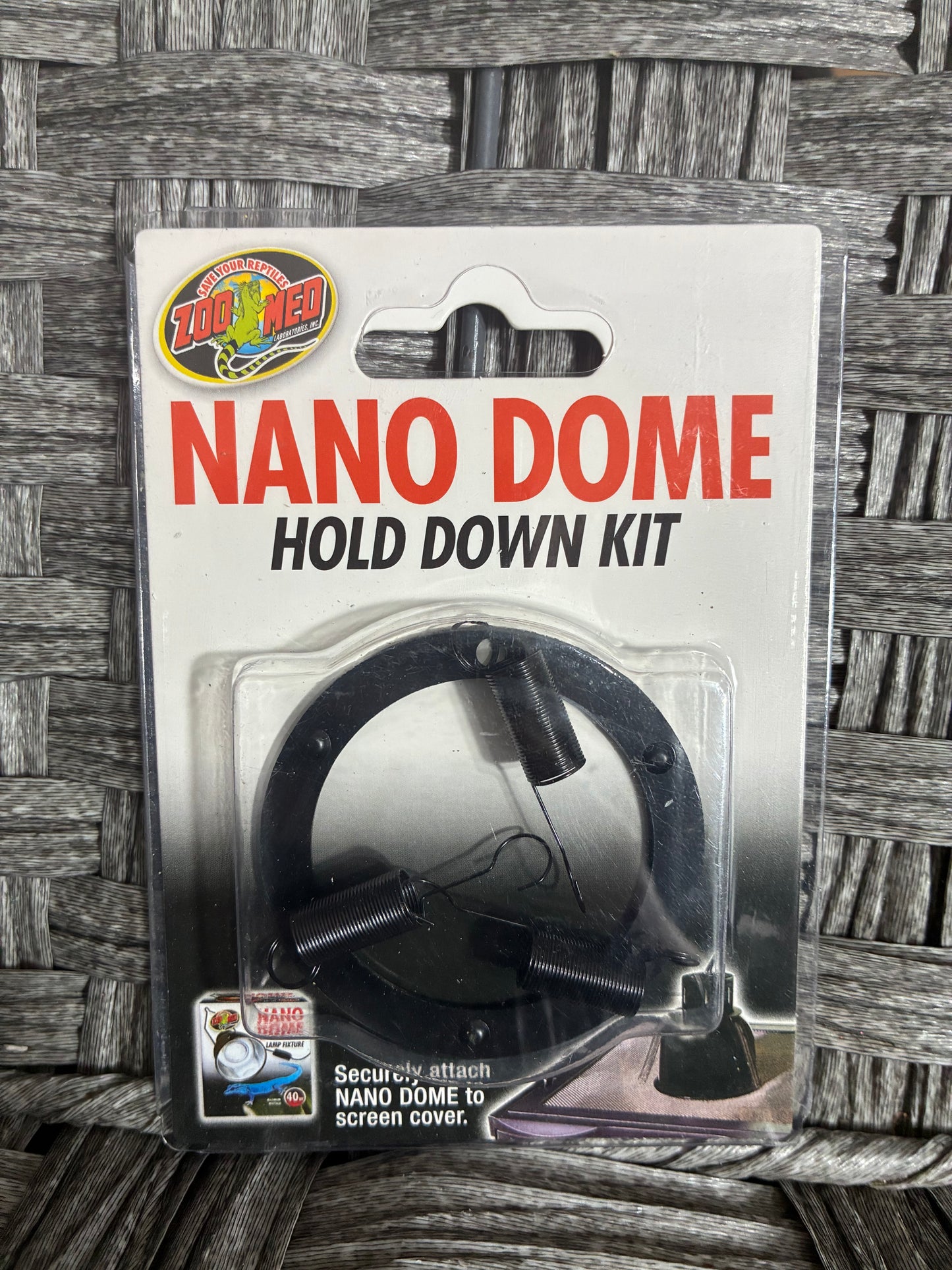 ZOO MED NANO DOME HOLD DOWN KIT