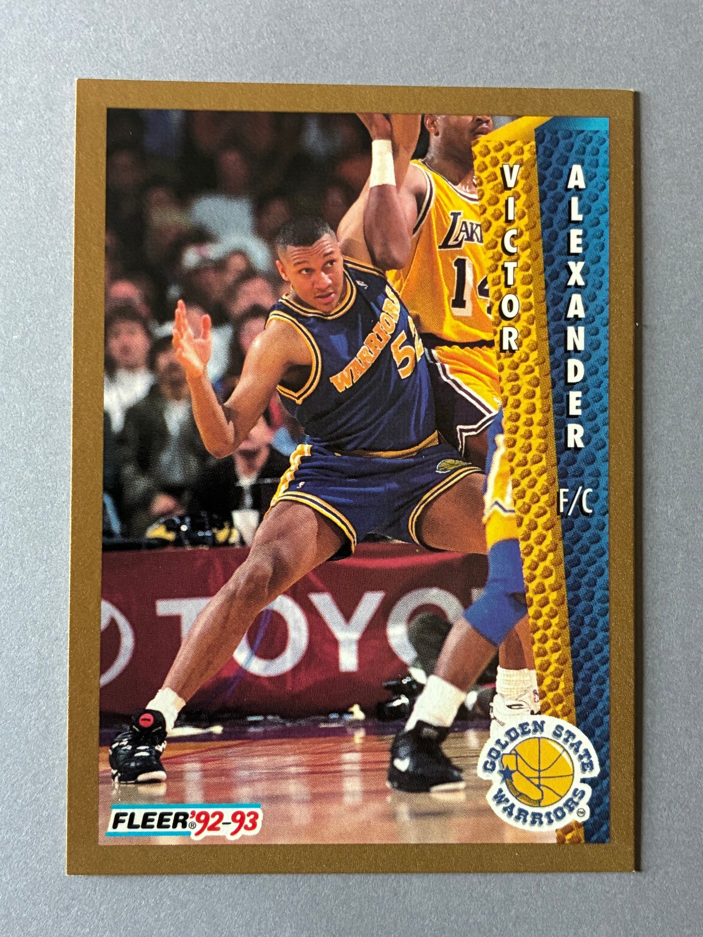 1992-93 FLEER - VICTOR ALEXANDER #72 (GOLDEN STATE WARRIORS)