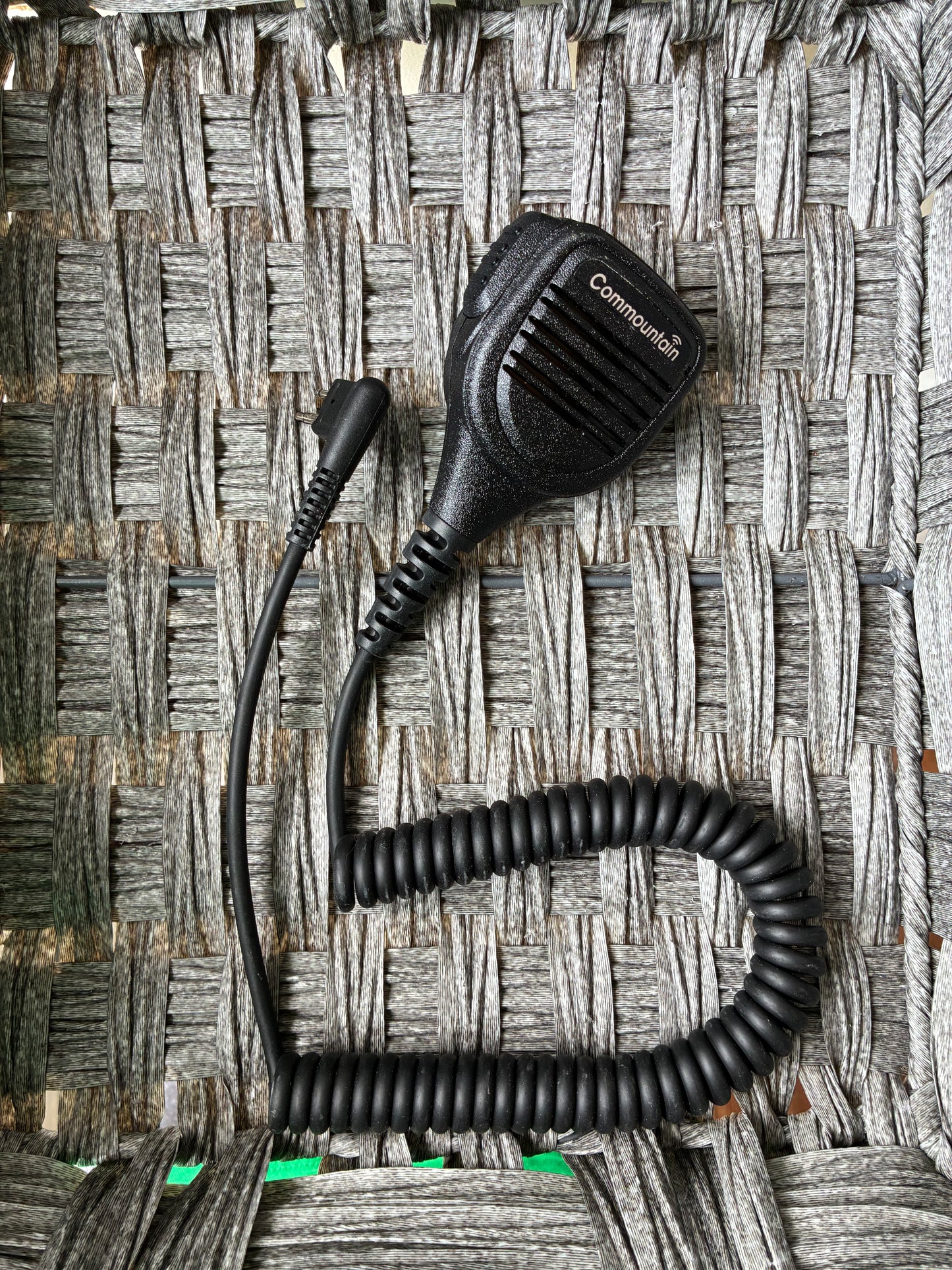 COMMOUNTAIN CM01-M2P TWO WAY RADIO SPEAKER MICROPHONE
