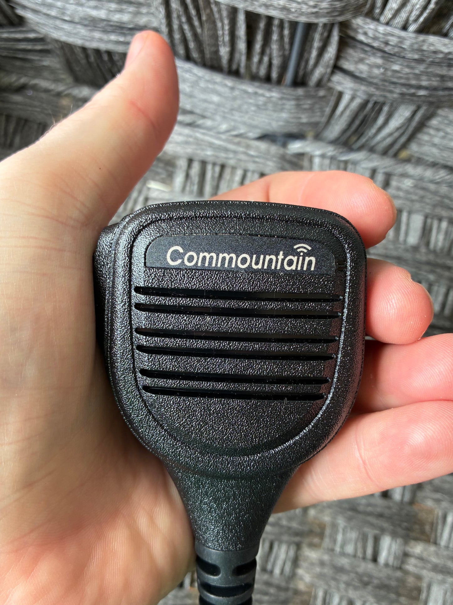 COMMOUNTAIN CM01-M2P TWO WAY RADIO SPEAKER MICROPHONE
