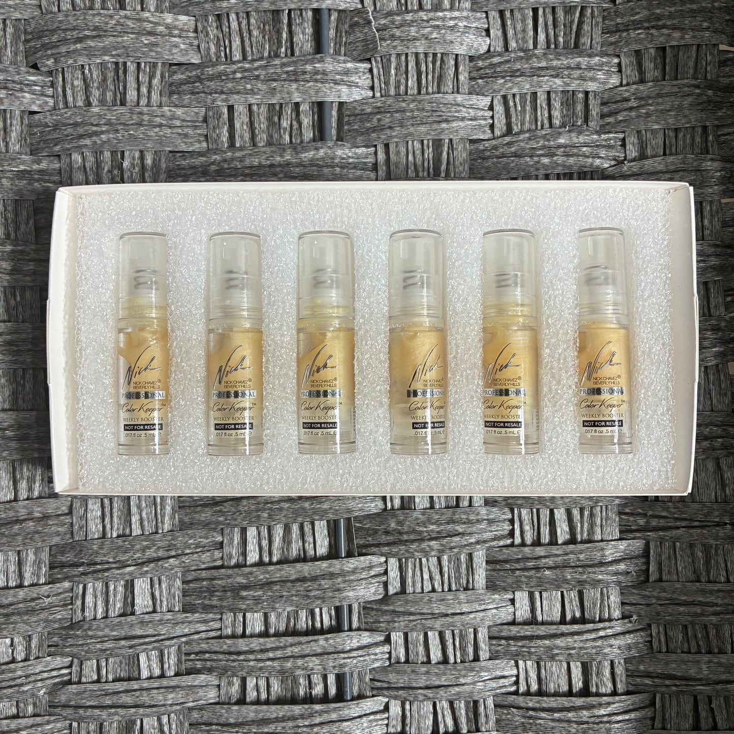 NICK CHAVEZ COLOR KEEPER PROFESSIONAL WEEKLY BOOSTER PACK 6 X .017 FL OZ