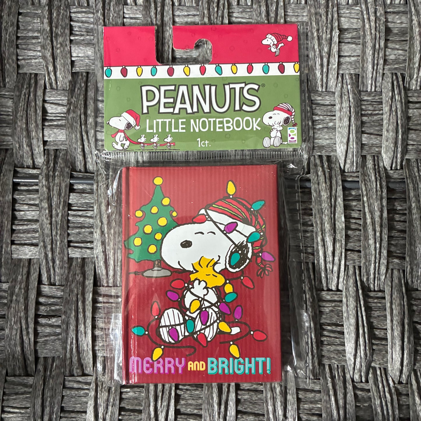 2018 TARGET BULLSEYE PEANUTS LITTLE NOTEBOOK 1CT MERRY AND BRIGHT - NEW