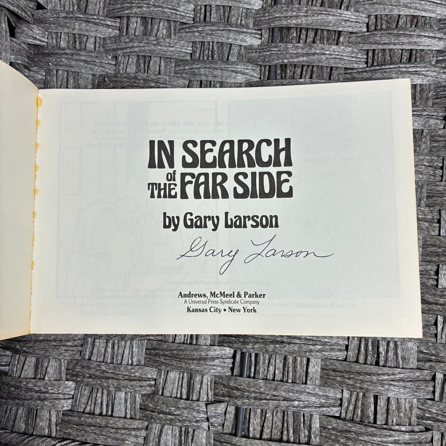 IN SEARCH OF THE FAR SIDE BY GARY LARSON - SIGNED - PRE OWNED
