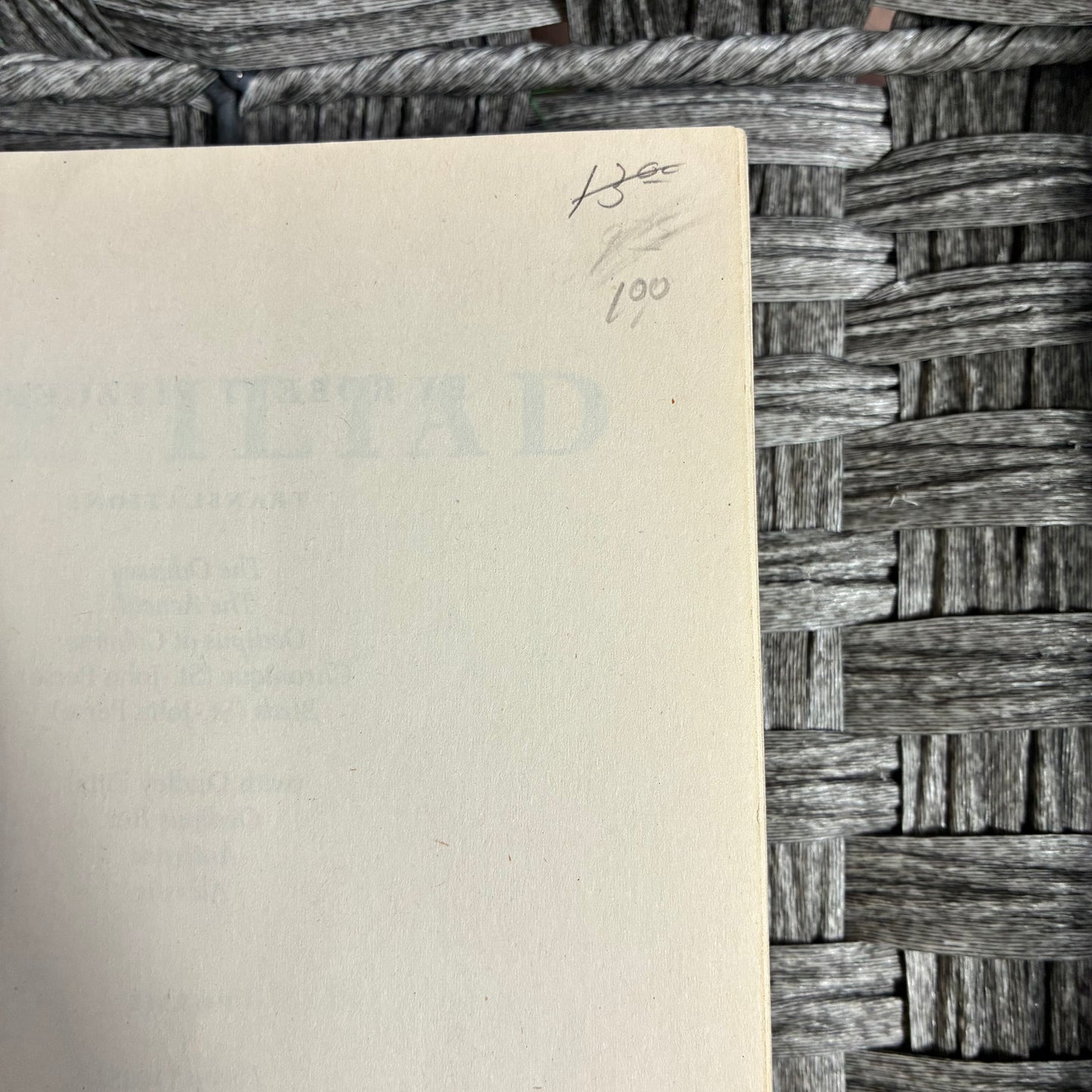 THE ILIAD HOMER TRANSLATED BY ROBERT FITZGERALD PAPERBACK - ACCEPTABLE CONDITION