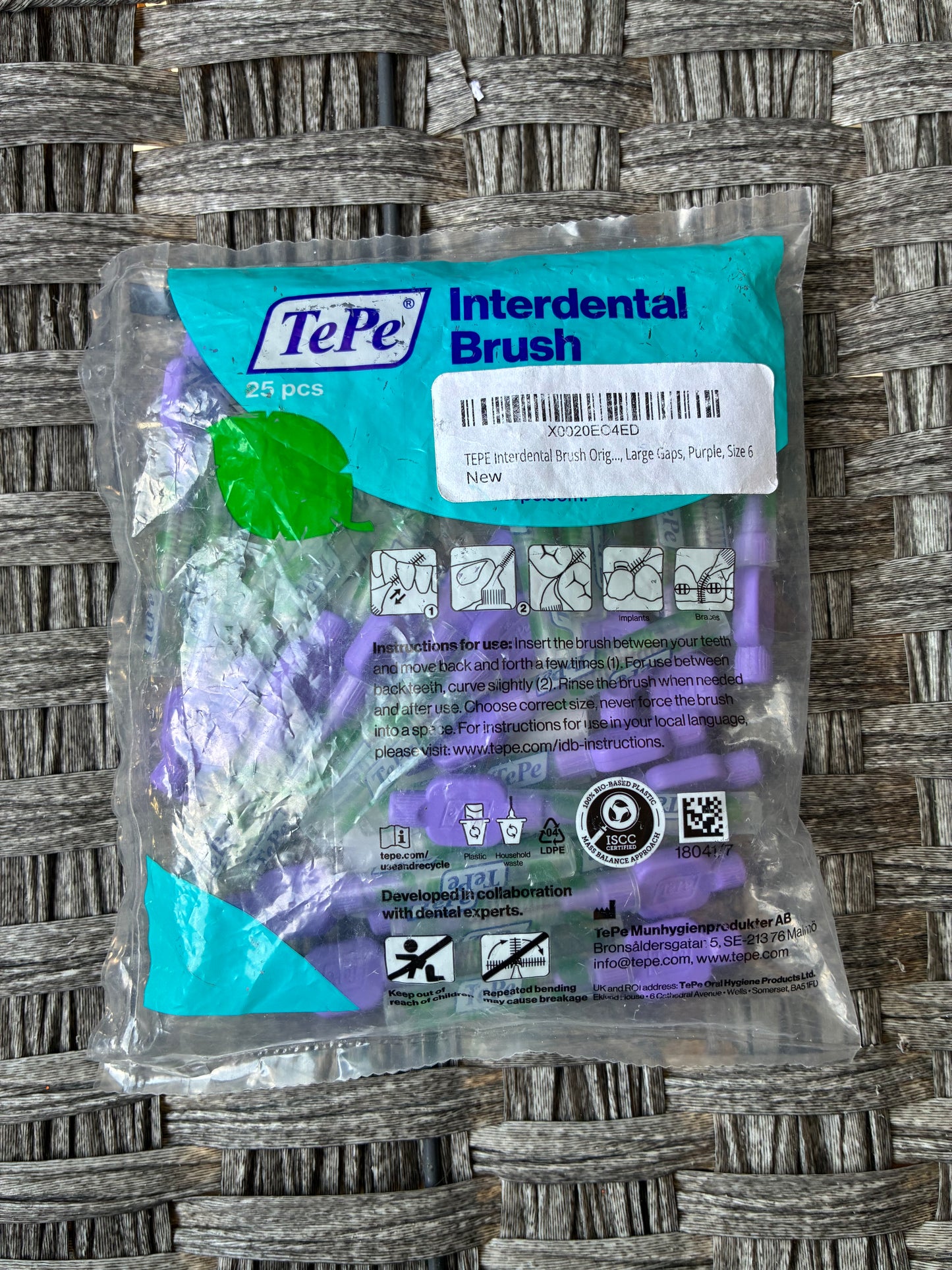 TEPE INTERDENTAL BRUSHES 25PCS LARGE PRUPLE SIZE 6 1.1MM #112470