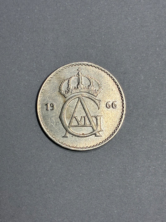 1966 SWEDEN 50 ORE COPPER NICKEL COIN FT. MONOGRAM KING GUSTAF VI ADOLF - CIRC