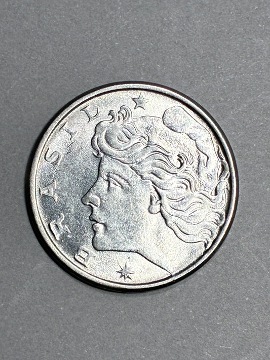 1975 BRAZIL 20 CENTAVOS STAINLESS STEEL COIN FT. EFFIGY OF REPUBLIC - CIRCULATED